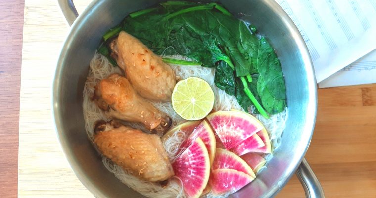 Vermicelli with Lemongrass wings and veggies