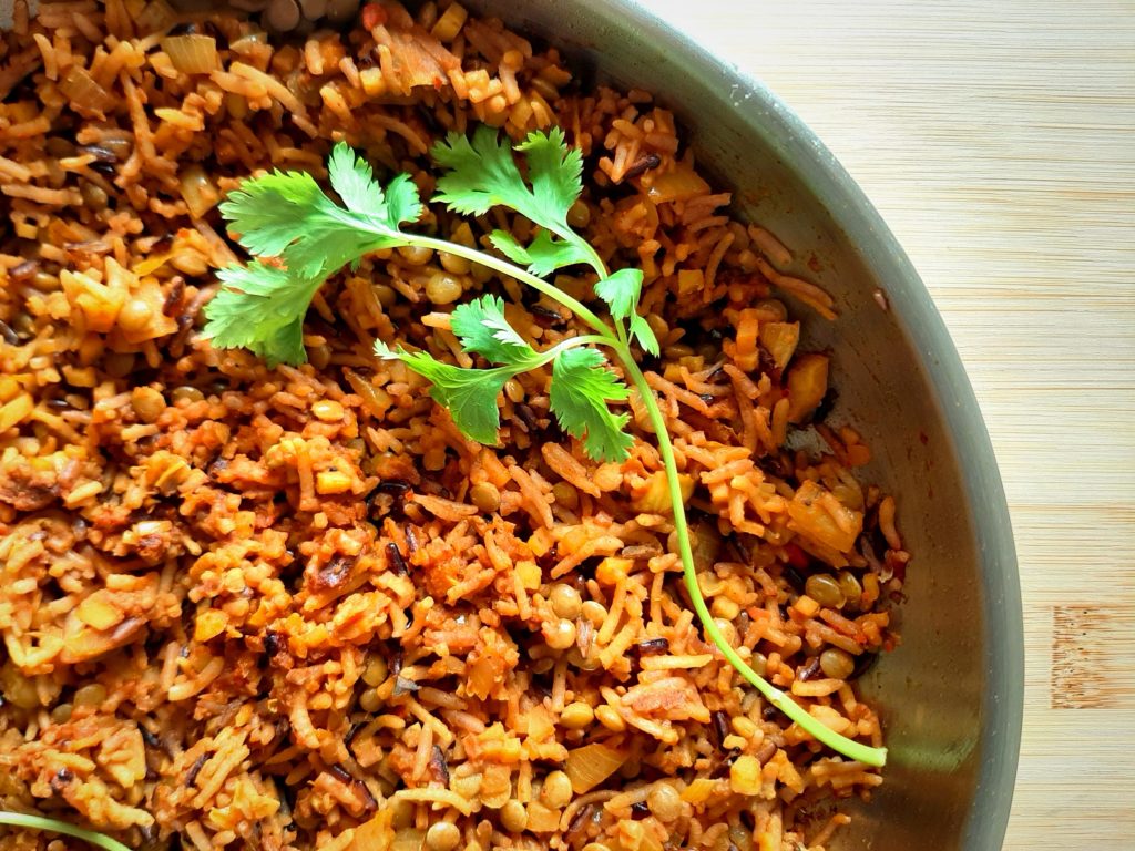 Tomato curry rice closeup