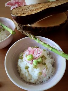 dandelion ochazuke before pouring in the tea