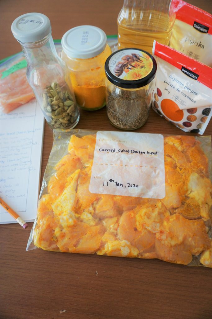 Cubed chicken breast with curry marinade